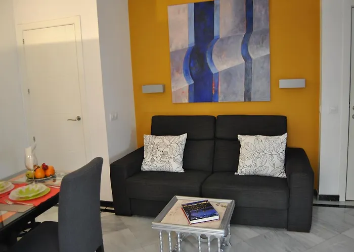 Feriehus Patio De La Escalera - Eduardo Dato 24 Córdoba