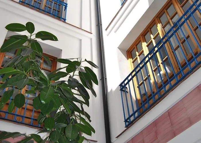 Feriehus Patio De La Escalera - Eduardo Dato 24 *